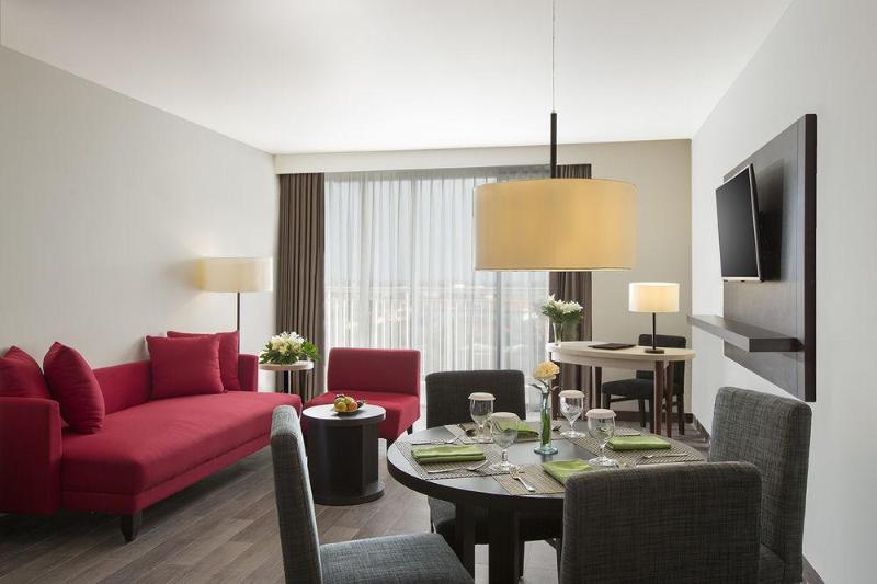 Howard Johnson By Wyndham Pekalongan Exteriér fotografie