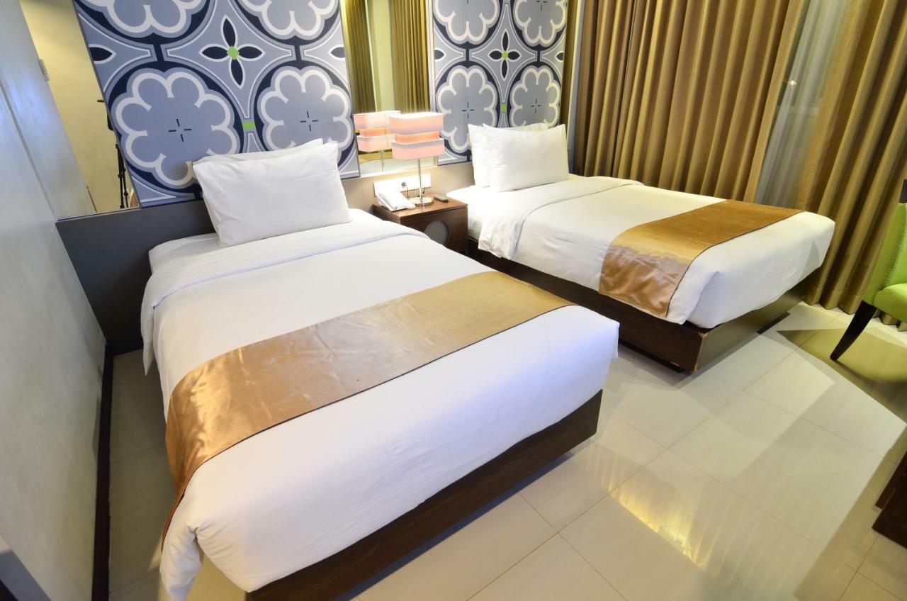 Howard Johnson By Wyndham Pekalongan Exteriér fotografie